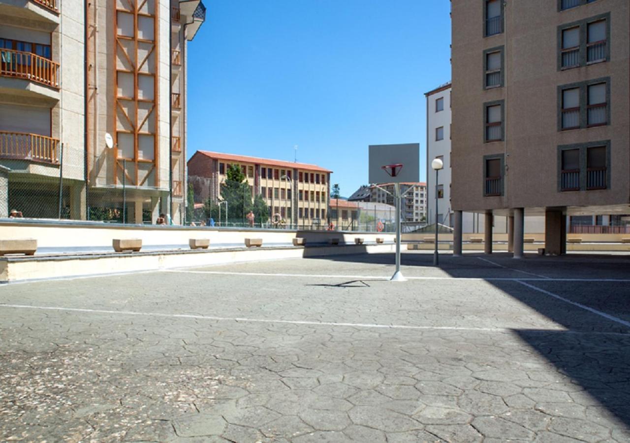 Apartamento Jaca Διαμέρισμα Εξωτερικό φωτογραφία